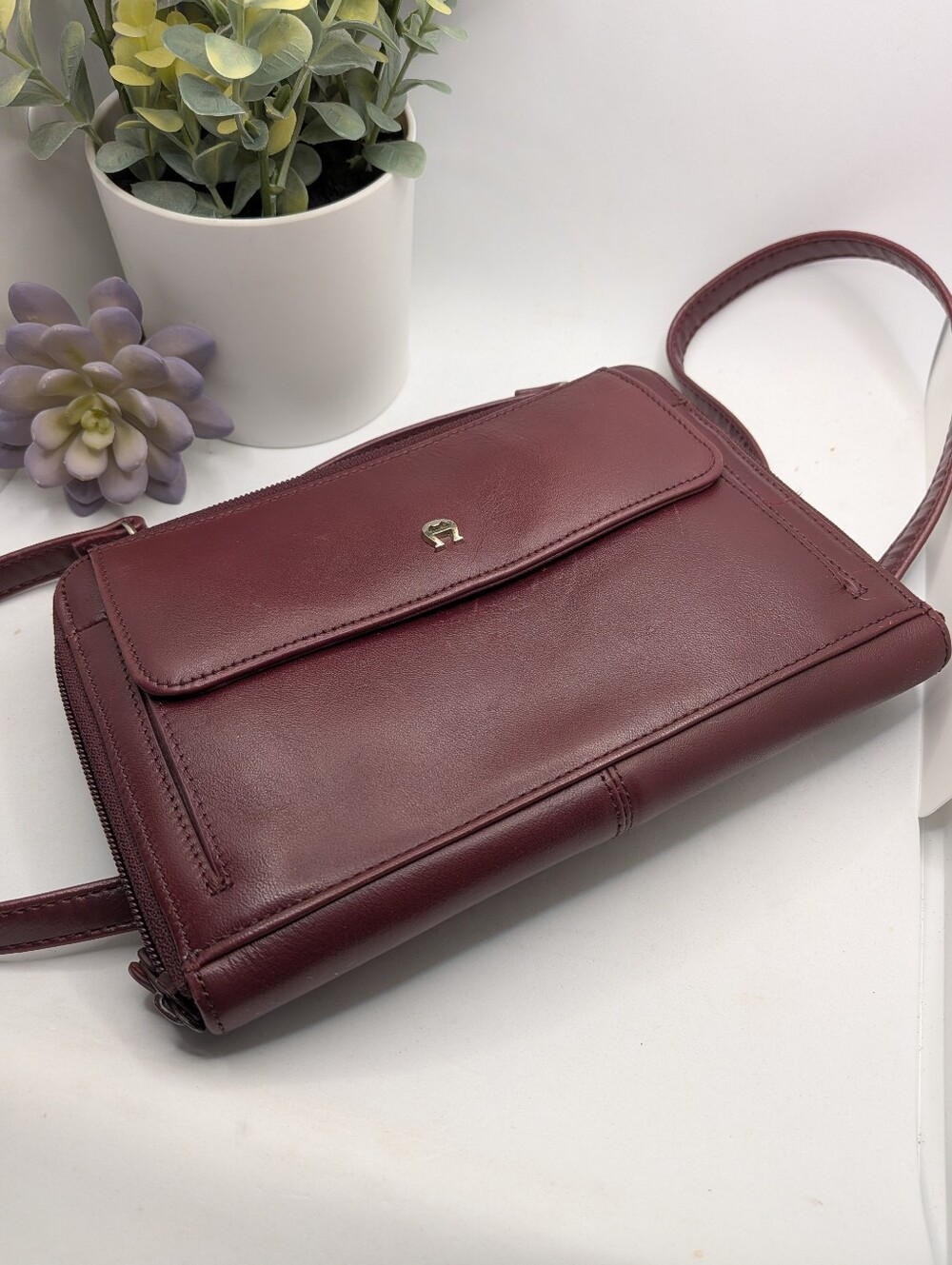 Etienne Aigner Burgundy Leather Crossbody - Picture 2 of 5
